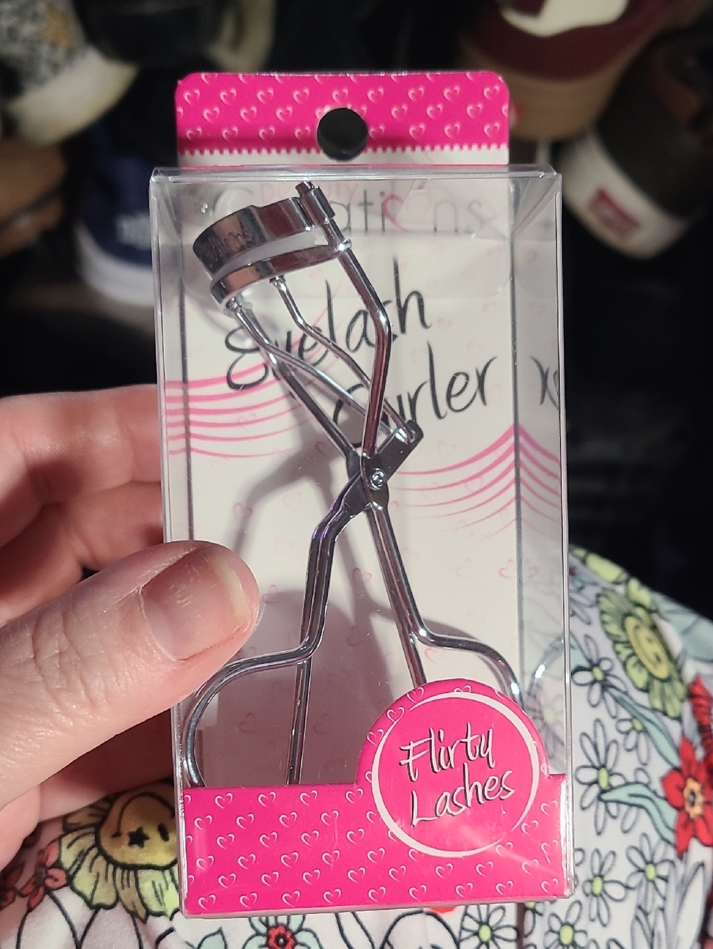 Flirty Lashes Eyelash Curler - Silver with Pink Packaging